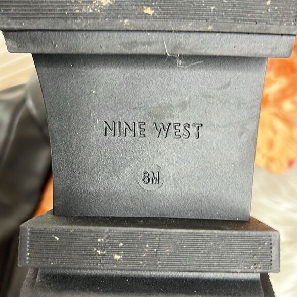 Nine West Nans Faux Leather Over-The-Knee OTK Pull-On Lug Sole Boot Size 8 - Picture 8 of 9